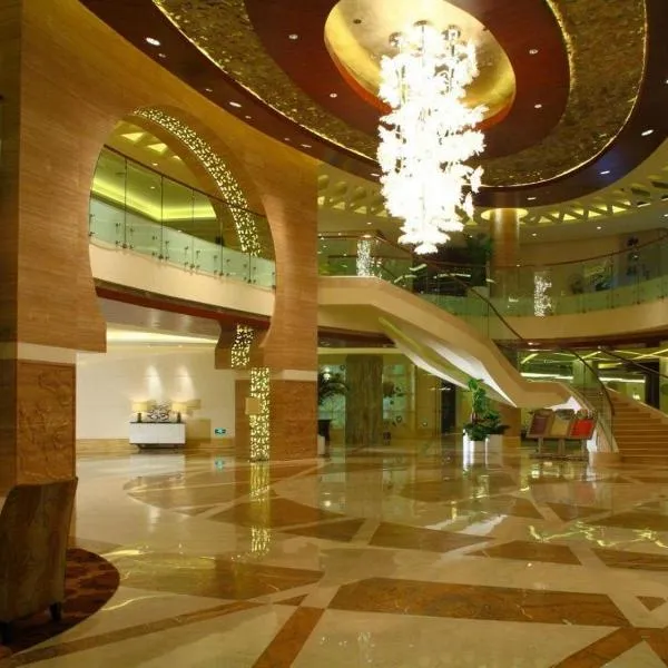 New Century Grand Hotel Lishui Huaqiao, viešbutis mieste Lishui