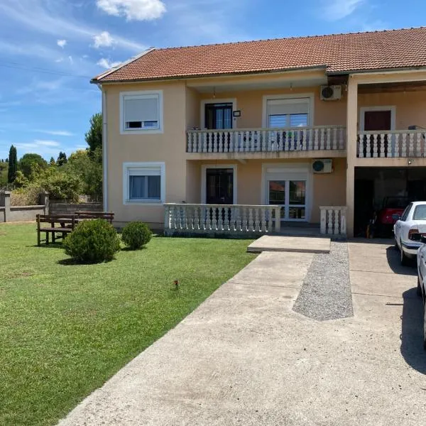 Apartmani Delić, hotelli 