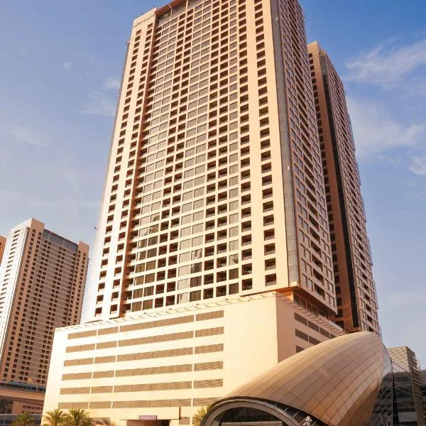 Mercure Dubai Barsha Heights Hotel Suites And Apartments, hotel in Dubai
