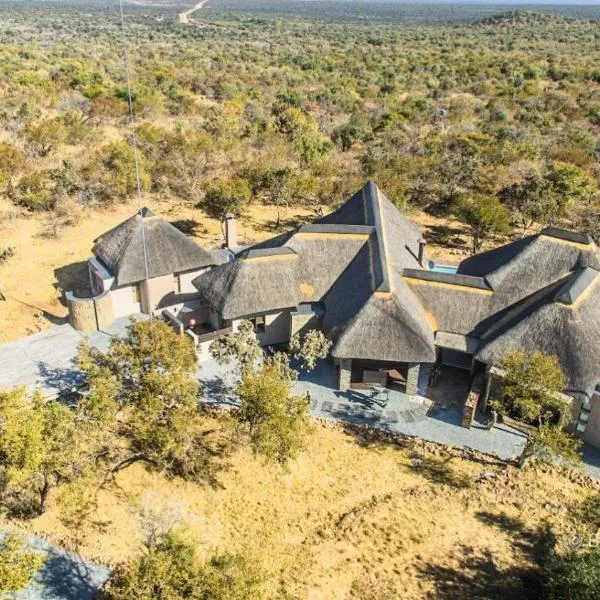 Okavango Lodge Mabalingwe Bela Bela Limpopo, hotel em Vosburg