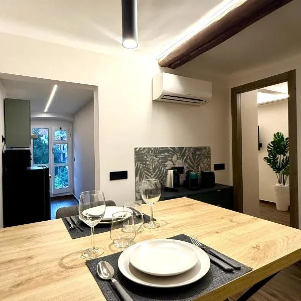 Bel Fiore Elegant Apartment, hotel in Genoa