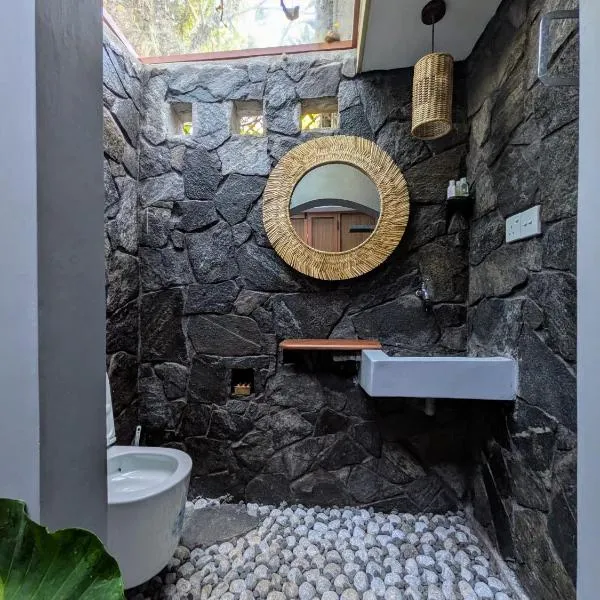 Nomads Hideaway Near Matara Railway Station, Hotel in Matara