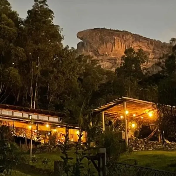 Chalé Refugio da Pedra SP, hotel in São Bento do Sapucaí