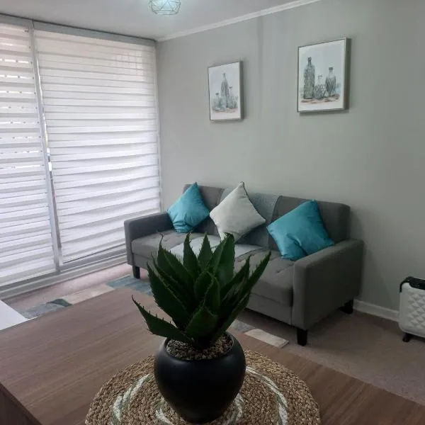 Departamento primer piso a 5 minutos del centro con estacionamiento, hotel in Los Andes