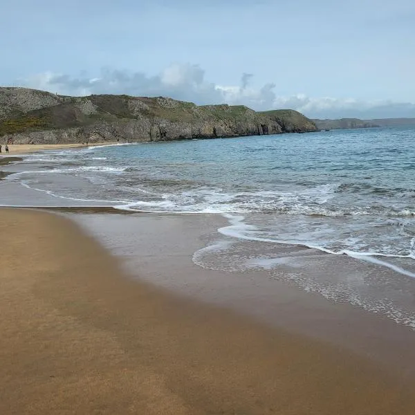 Shalom, in Saundersfoot, near the sea, ξενοδοχείο σε Saundersfoot