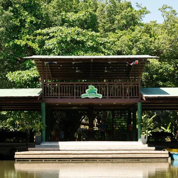 Turtle Beach Lodge, hotel in Tortuguero