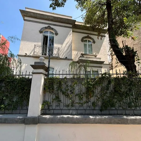 Casa Arcos Chapultepec, hotel in Mexico City