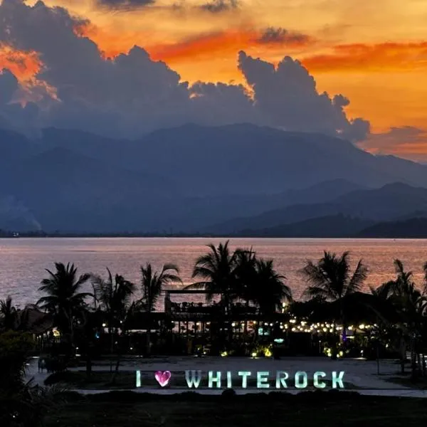 Whiterock Beach Hotel and Waterpark,位于苏比克的酒店
