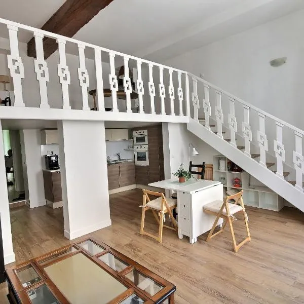 Artist apartment in Le Marais – hotel w Paryżu