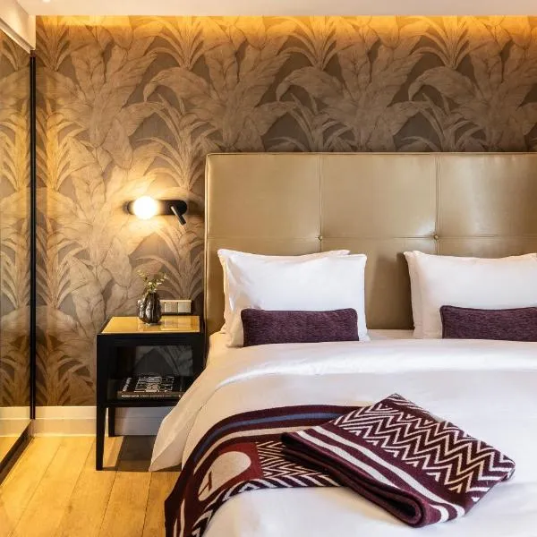 The Y Hotel, hotel in Athens