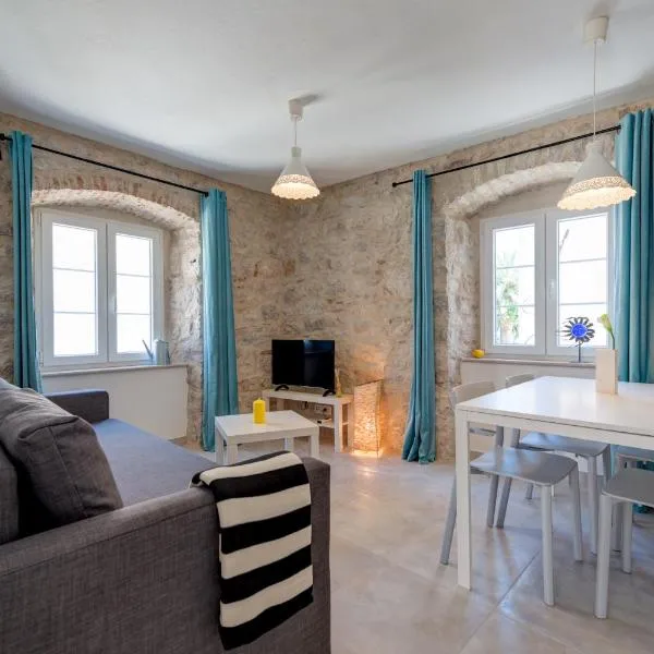 House Riva، فندق في سوبيتار