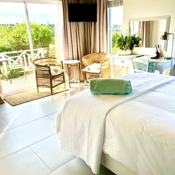 The Lily Suite, hotel v destinaci Plettenberg Bay