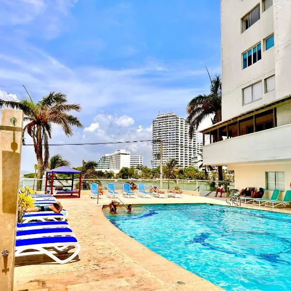 Vista Lateral al Mar, ApartaEstudio , Cerca Hotel Hilton y Salida al Mar, hotel v destinaci Cartagena
