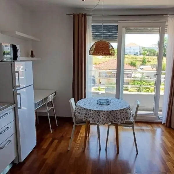 TONI - Apartman s pogledom na more, hotel ve Splitu