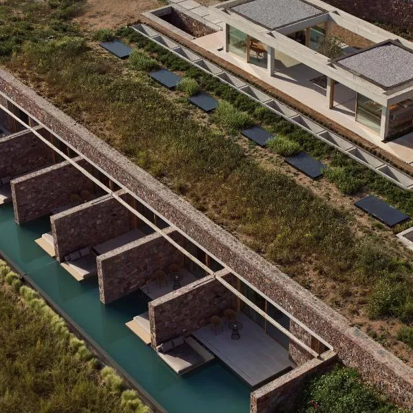 D3 Milos, hotel u gradu 'Plaka Milou'