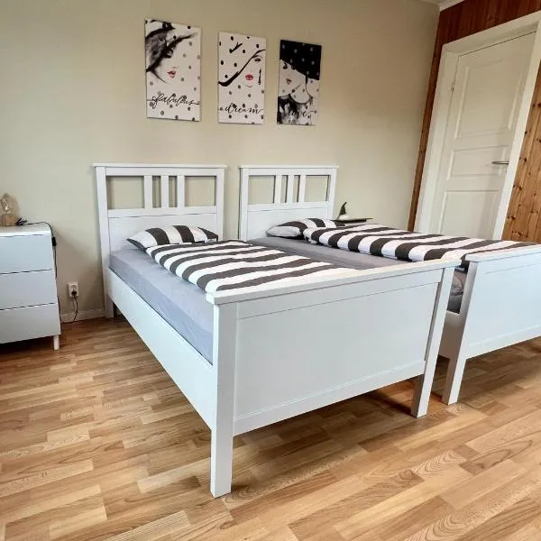 Linda's Apartment，位于Sörsjön的酒店