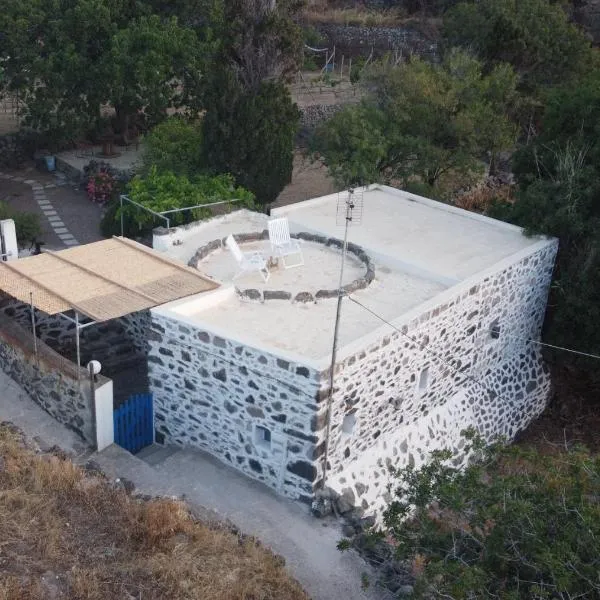 The Krani, hotel di Mandrakion