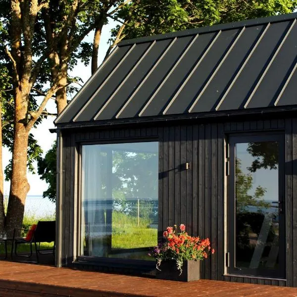 Ausma - Peaceful Seaside Design Cabin, hotel v destinaci Engure