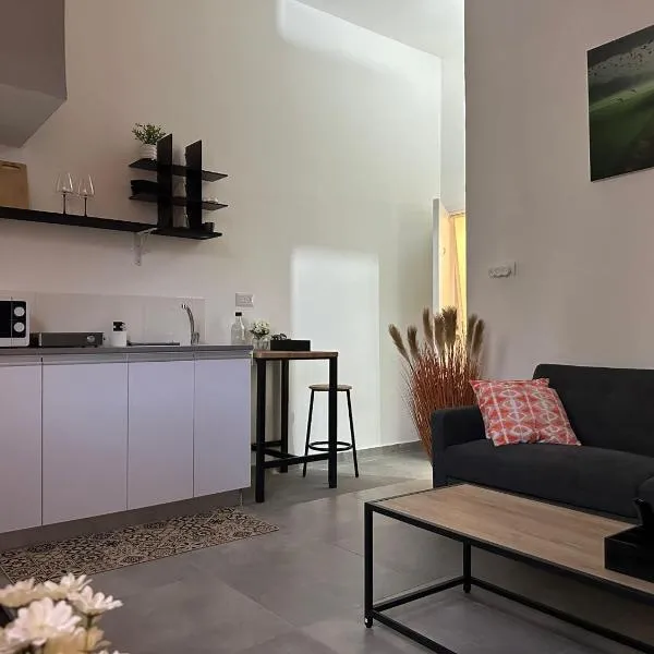 Florentine Apartment and Perfect Location, מלון בתל אביב
