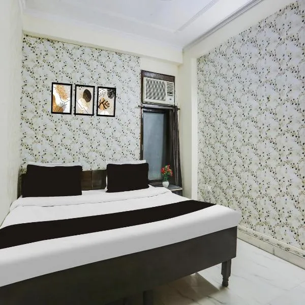 Super Hotel O Chhatarpur Formerly Royal Galaxy, hotel in New Delhi