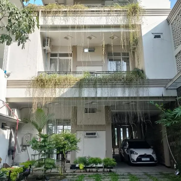 RADJIMIN Guesthouse, hotel u gradu 'Adi Sutjipto'