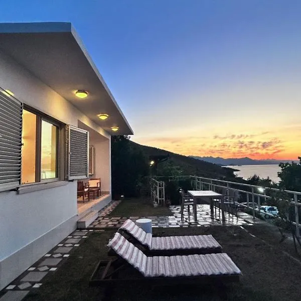 Pelikan Lake House, hotel v destinaci Shkodër