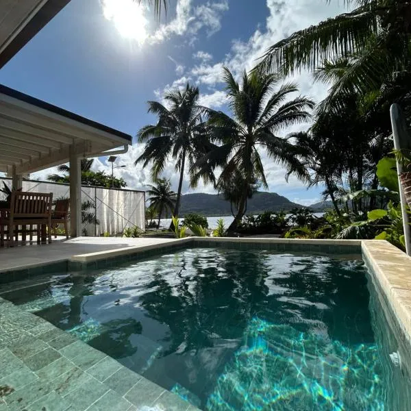 Coco Bay Villa - Luxury in Simplicity, hotel i Huahine