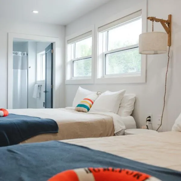 Homeport Suites & Residences、Lords Cove のホテル