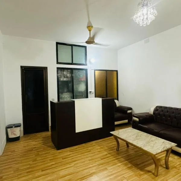 Chittagong Apartment Service Guest House, Hotel in Dhaka