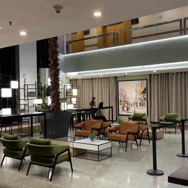 Apartamento em Hotel - Rua Quintana - Berrini, hotel a San Paolo