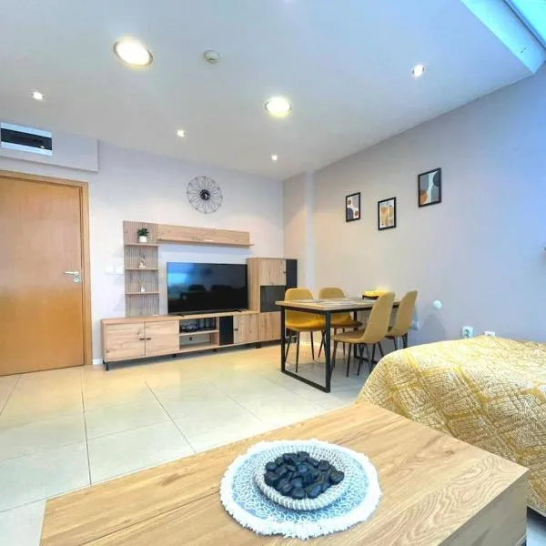 Studio Leon, hotel in Varna City