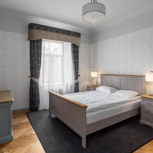 Roze Republikas Apartments, ξενοδοχείο στη Λιέπαγια