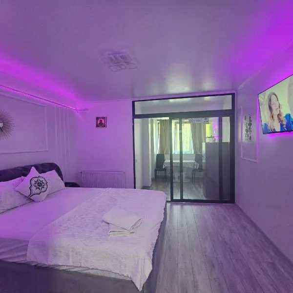 Luxury Studio LCF, hotel in Brăila