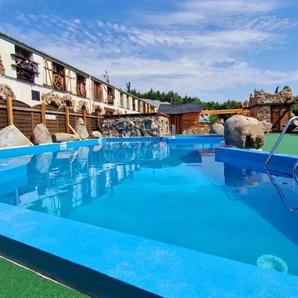 Hotel Kocourkov, hotel in Hlinsko