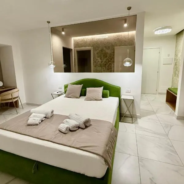 Albanèse Luxury Rooms，位于恩佩多克莱港的酒店