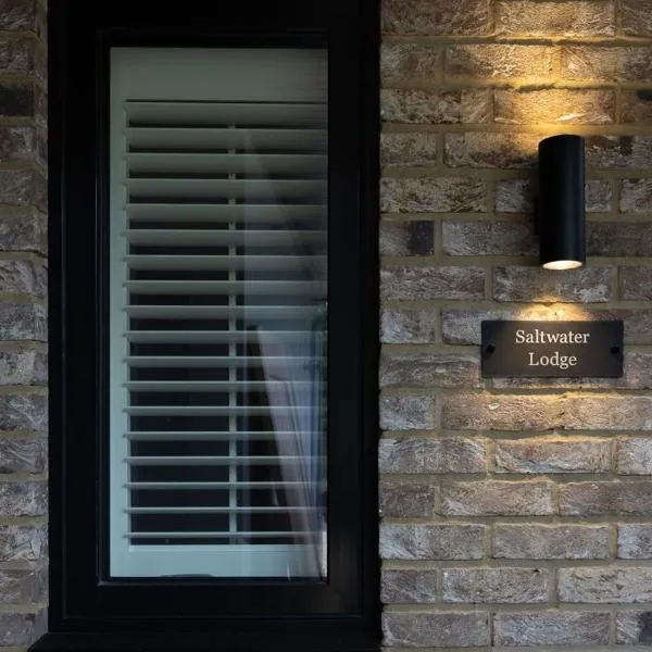 Saltwater Lodge - Air Conditioned 75yrd to the sea, hotel v destinaci Seaview