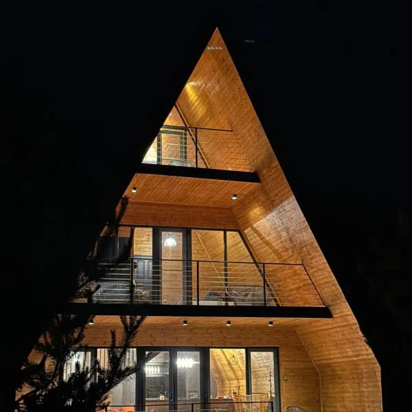 Wild Escape Racha, hotel en Ambrolauri