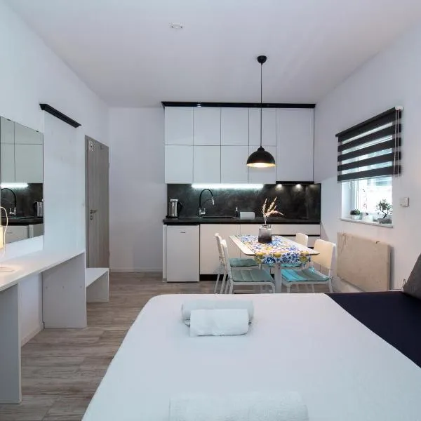 Studioapartment Black & White, ξενοδοχείο σε Velika Gorica