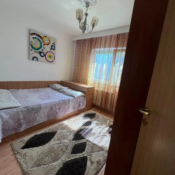 Florence apartament, hotel em Constança