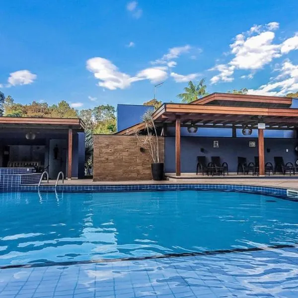 Pousada Recanto da Cascata, hotel in Águas de Lindóia