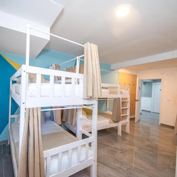 Kenza Plage Hostel, hotel v destinaci Alicante