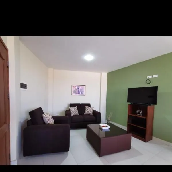 Departamento amplio y céntrico, hotel in Cochabamba