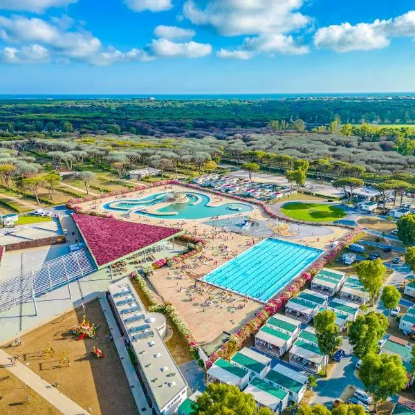 Camping Village Roma Capitol, ξενοδοχείο στην Όστια Αντίκα