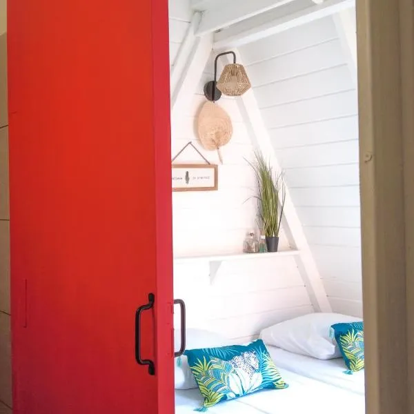 Domaine de Meilly - Joya Services - Bungalows Vue mer & Piscine partagée, hotel v destinaci Bon