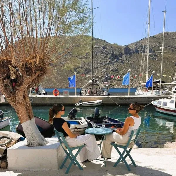 Seaside House, hotell sihtkohas Symi