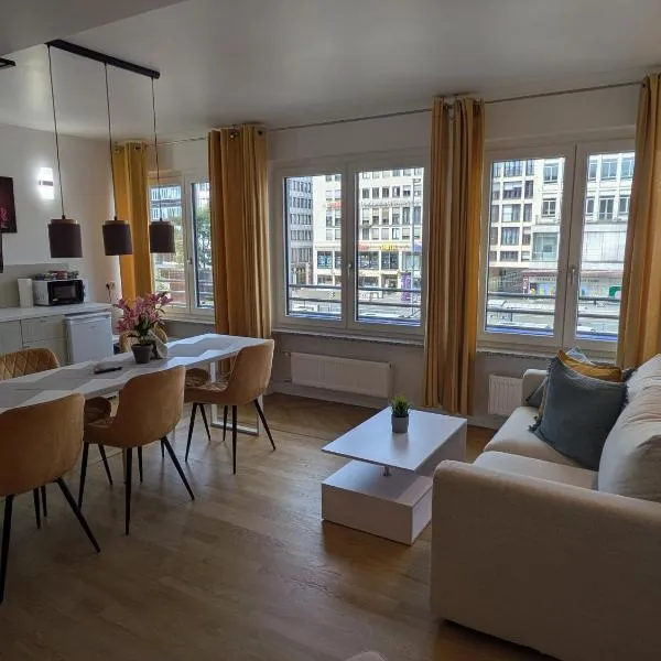 Munich Top Place direkt am Karlsplatz - Stachus 70 qm mit 2 Schlafzimmer Apartment Mila, hotel in Munich