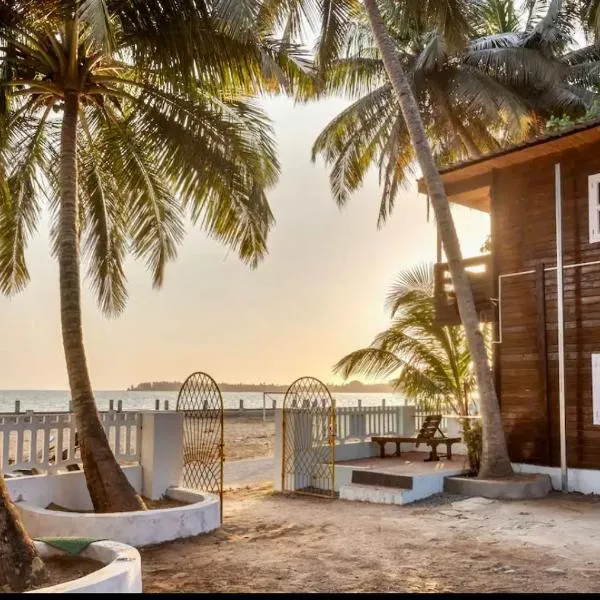 abigail get away home, hôtel à Siolim