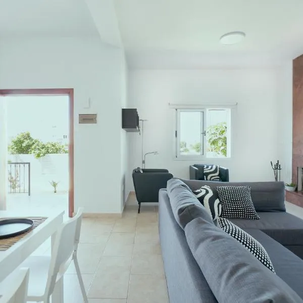 Citrus & Sun Luxury Home, hôtel à Paphos
