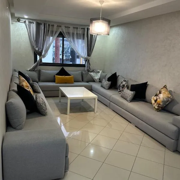 Cozy apartment in Agadir Bay, hotel in Agadir