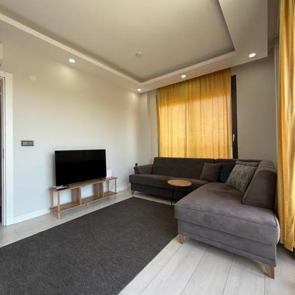 Havalimanı Manzaralı Lux Daire, hotel in Aksu